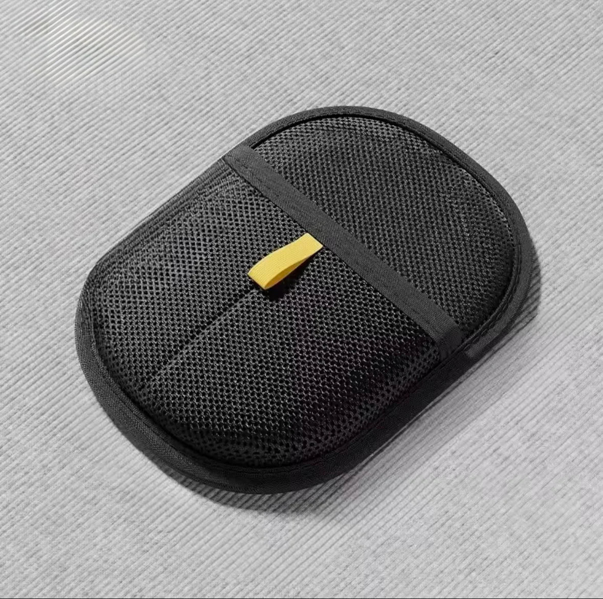 Pet Hair Removal Glove by Amorea — product image 5